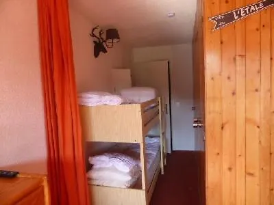 Les Herbelaines 212 Apartment *